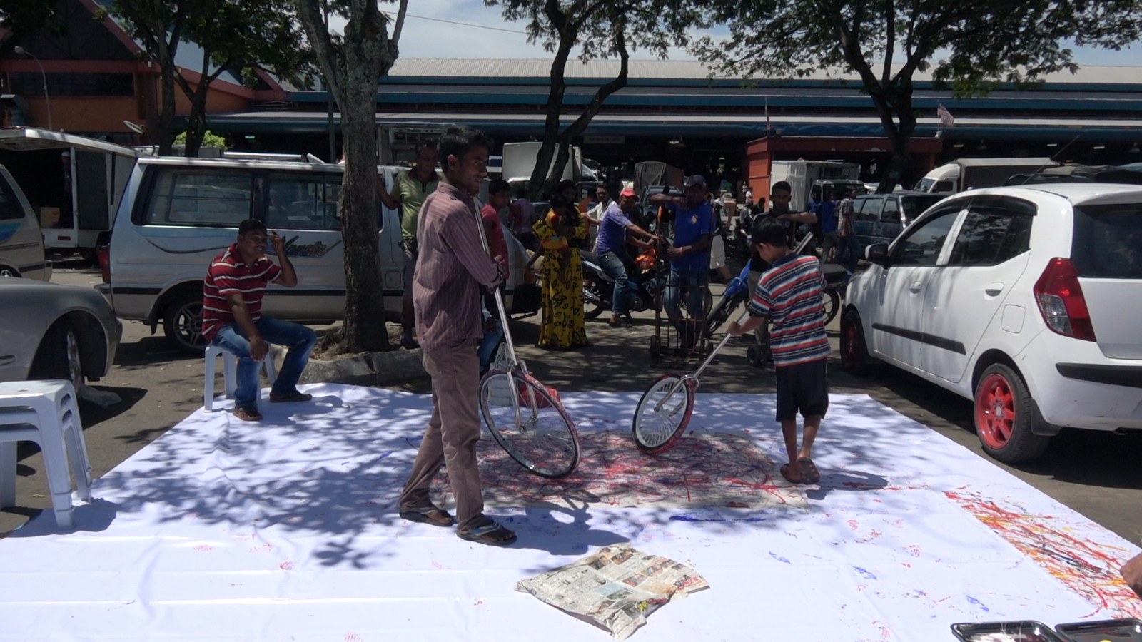 Pusat Bandar Utara Selayang, 160530 (5 Painters : 2 Wheels), 2016.