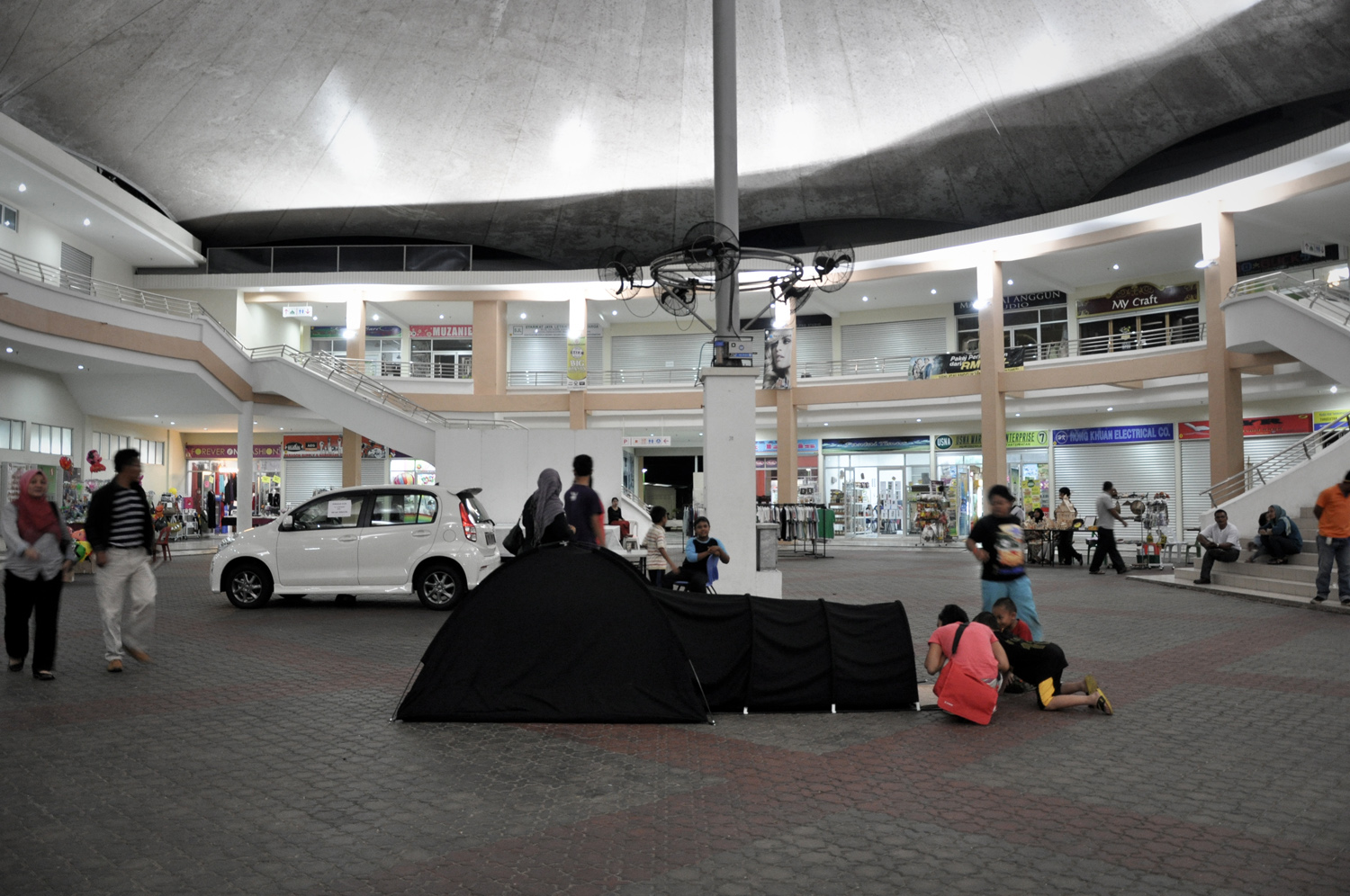 Shelter 1.0, 2012. Installation view.