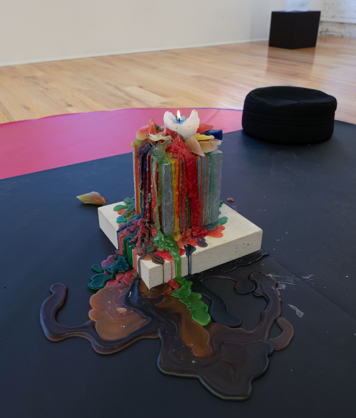 Inflaming (Circular), 2023. Island Gallery, New York, 2023.